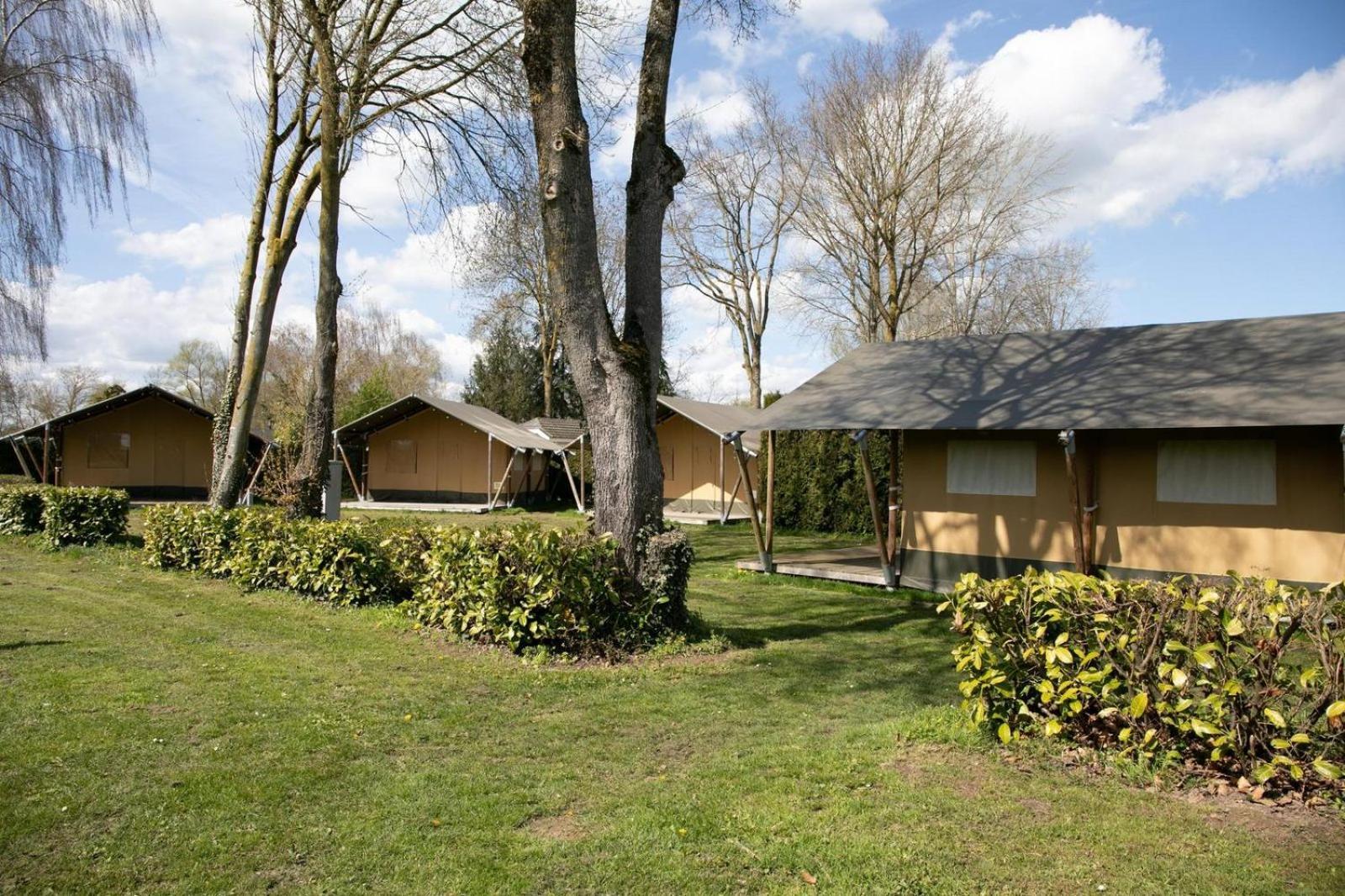 Recreatiepark En Jachthaven De Scherpenhof Terwolde Exteriör bild